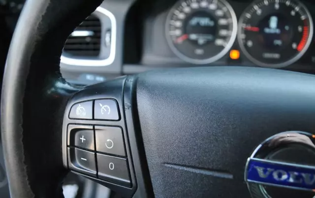 VOLVO V60 D2 Edition