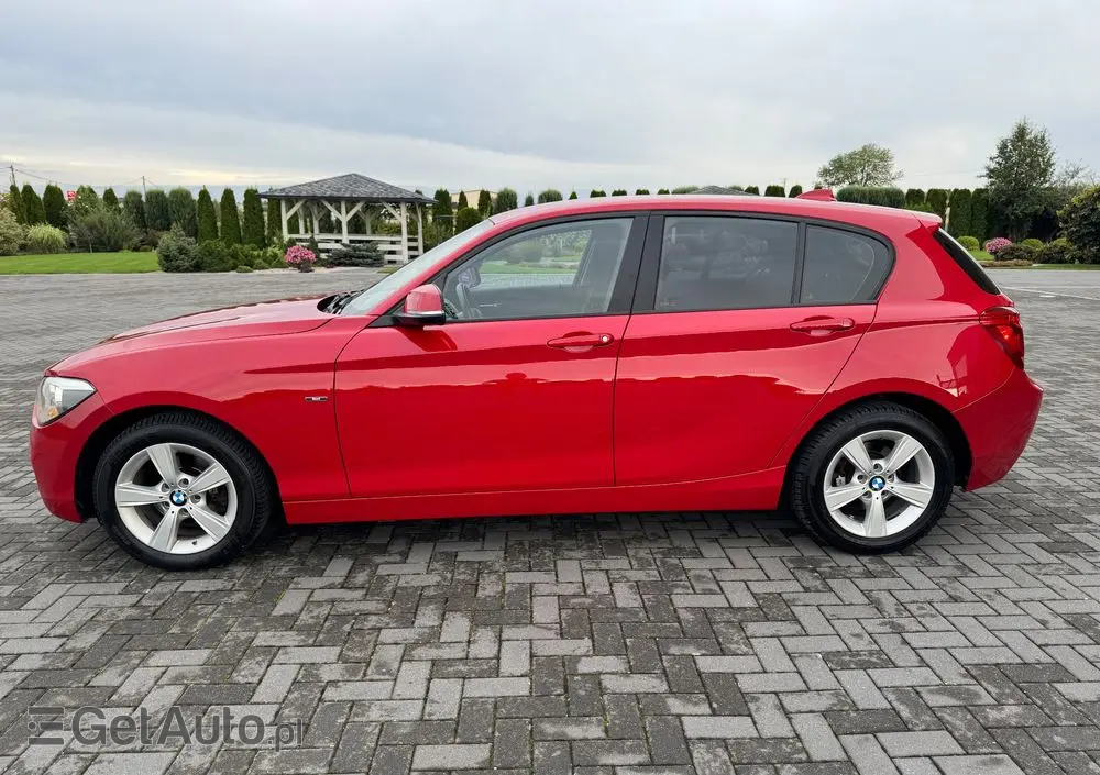 BMW Seria 1 116d Sport Line