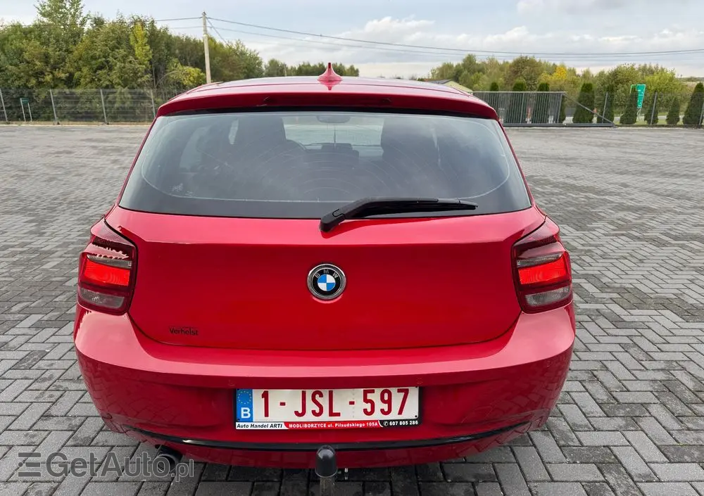 BMW Seria 1 116d Sport Line