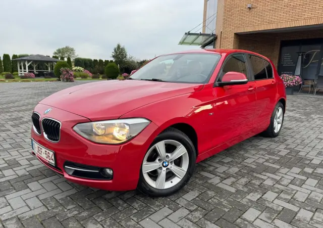 BMW Seria 1 116d Sport Line