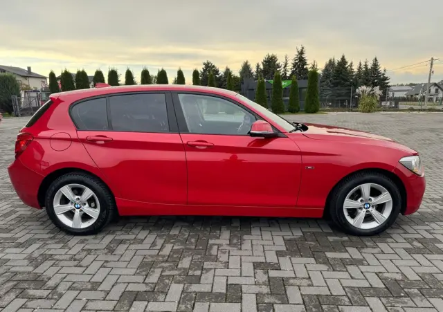 BMW Seria 1 116d Sport Line