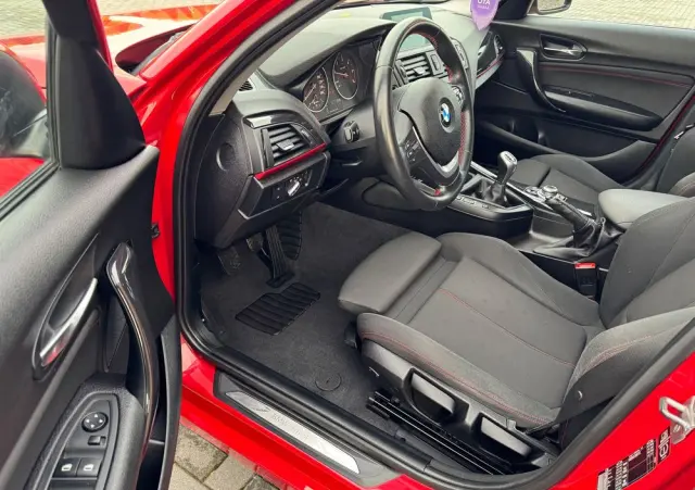 BMW Seria 1 116d Sport Line