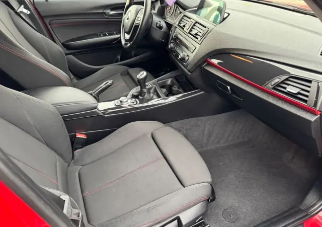 BMW Seria 1 116d Sport Line