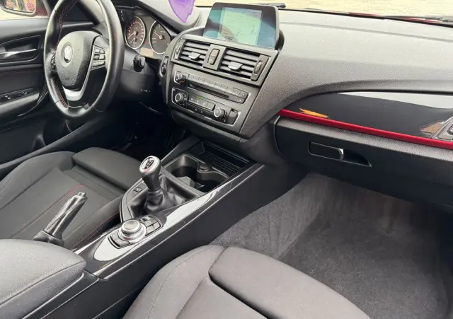 BMW Seria 1 116d Sport Line