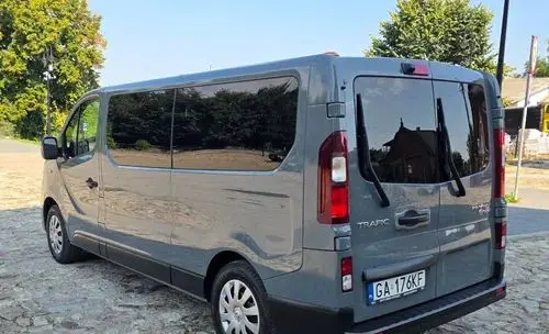 RENAULT Trafic 