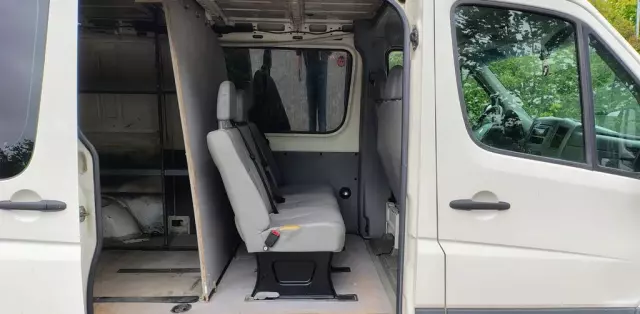 VOLKSWAGEN Crafter 