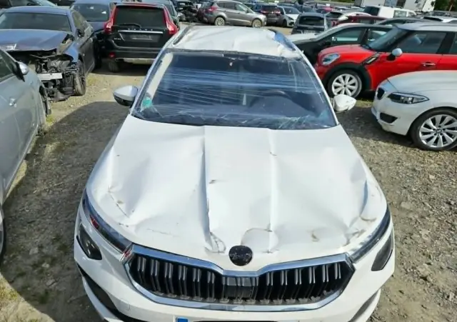 SKODA Kamiq 1.0 TSI DSG Active