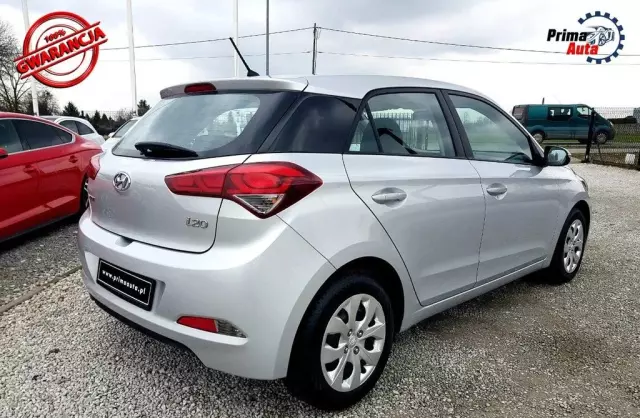 HYUNDAI I20 