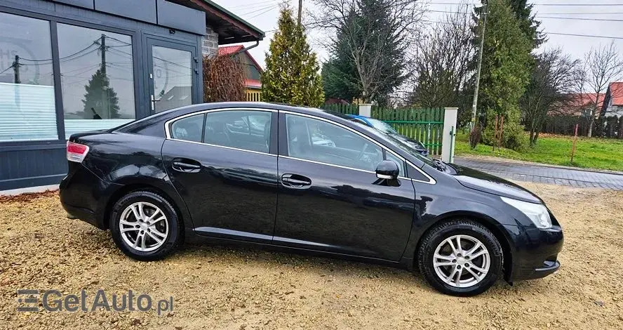 TOYOTA Avensis 2.0 Prestige NAVI