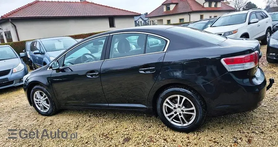 TOYOTA Avensis 2.0 Prestige NAVI