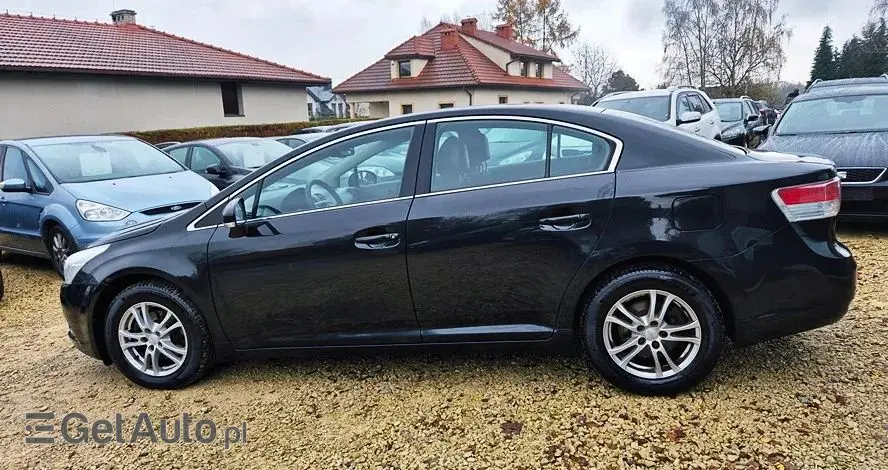 TOYOTA Avensis 2.0 Prestige NAVI