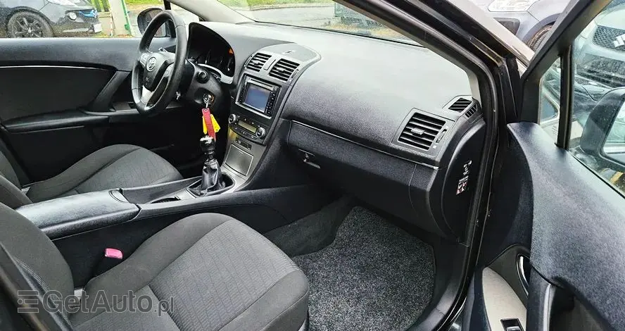 TOYOTA Avensis 2.0 Prestige NAVI