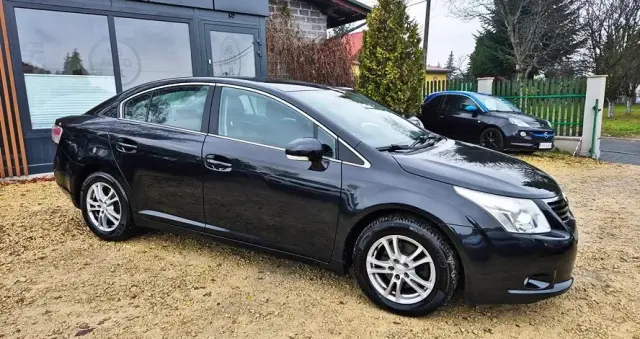 TOYOTA Avensis 2.0 Prestige NAVI