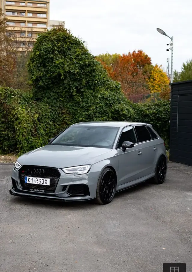 AUDI RS3 Sportback TFSI Quattro S tronic