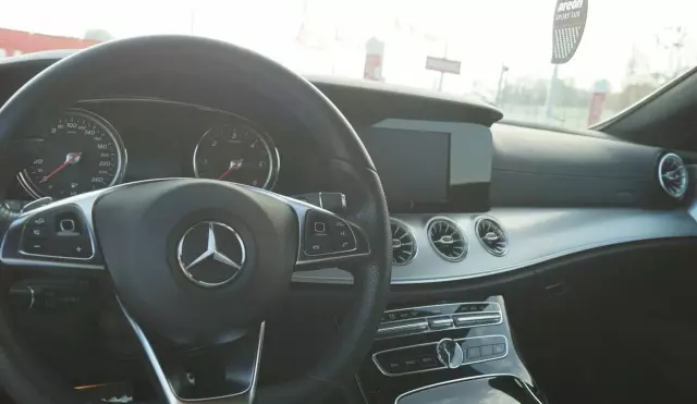 MERCEDES-BENZ Klasa E 