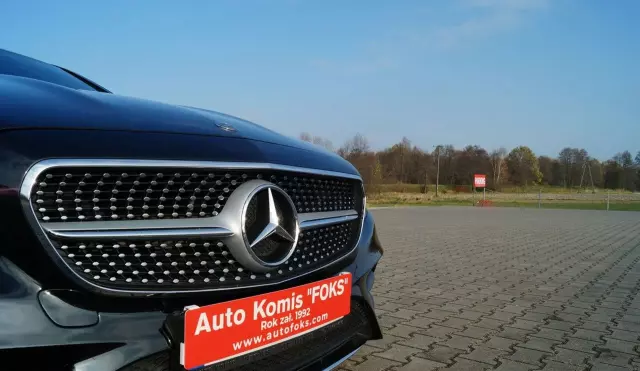 MERCEDES-BENZ Klasa E 