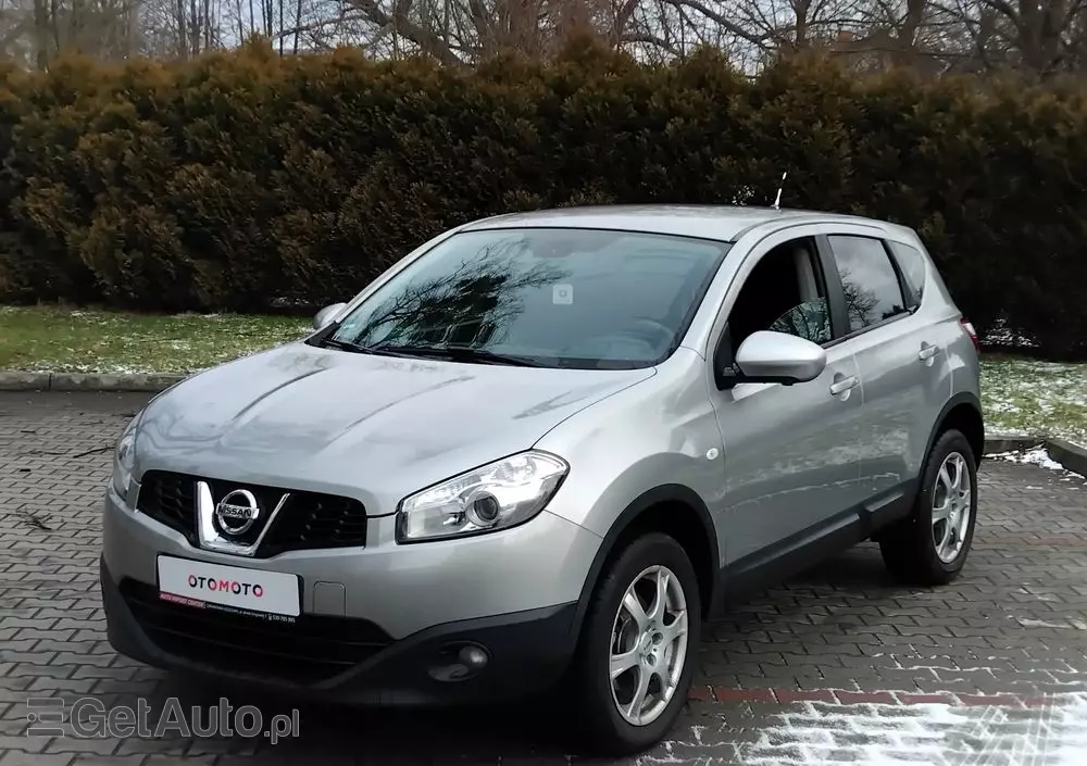 NISSAN Qashqai 2.0 4 x 4 visia