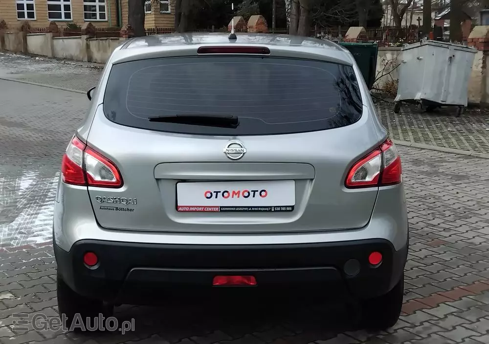 NISSAN Qashqai 2.0 4 x 4 visia