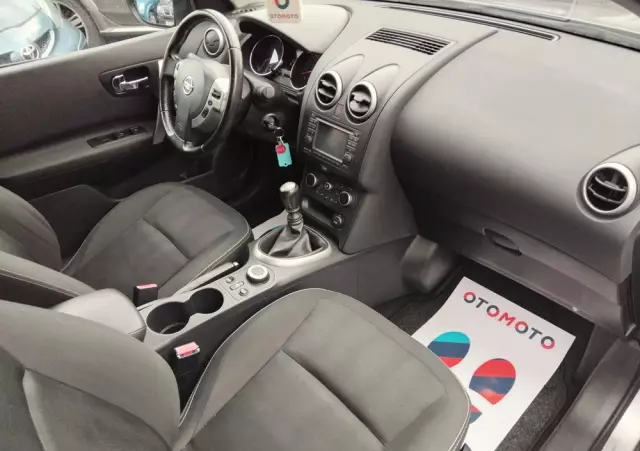 NISSAN Qashqai 2.0 4 x 4 visia