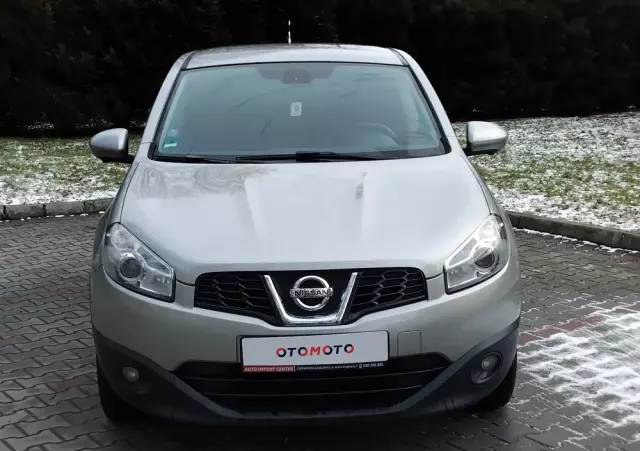 NISSAN Qashqai 2.0 4 x 4 visia