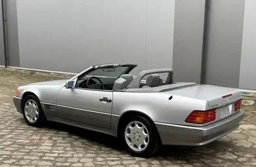 MERCEDES-BENZ SL 