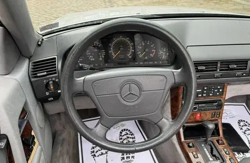 MERCEDES-BENZ SL 