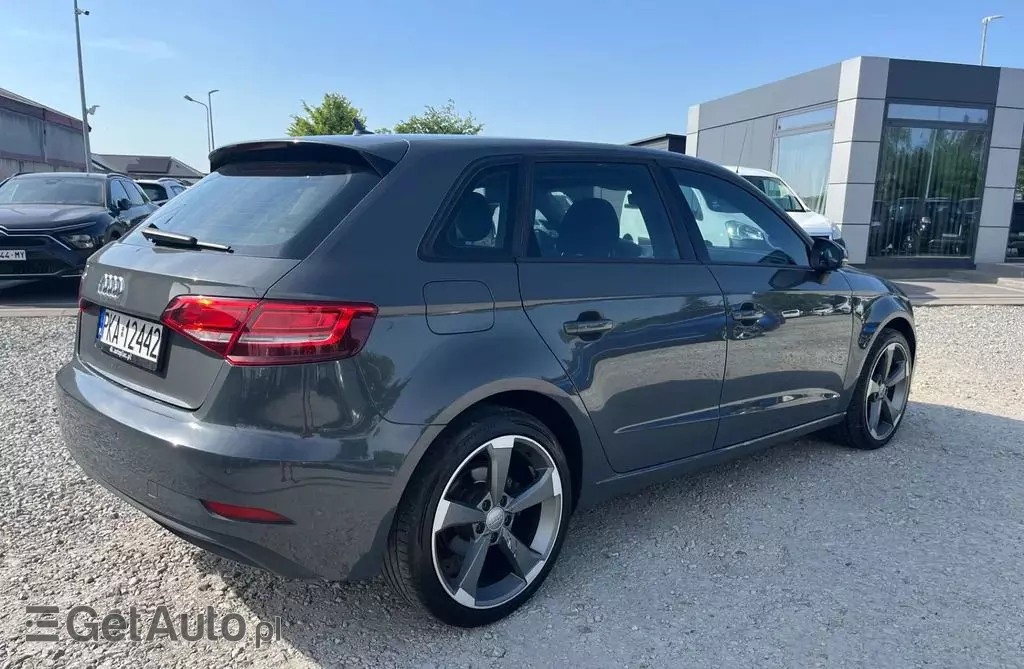 AUDI A3 