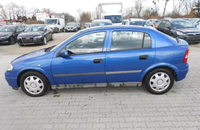 OPEL Astra 