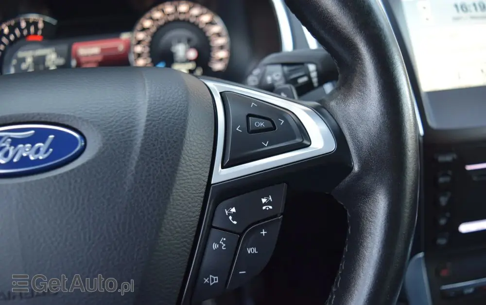 FORD S-Max 2.0 TDCi Titanium PowerShift