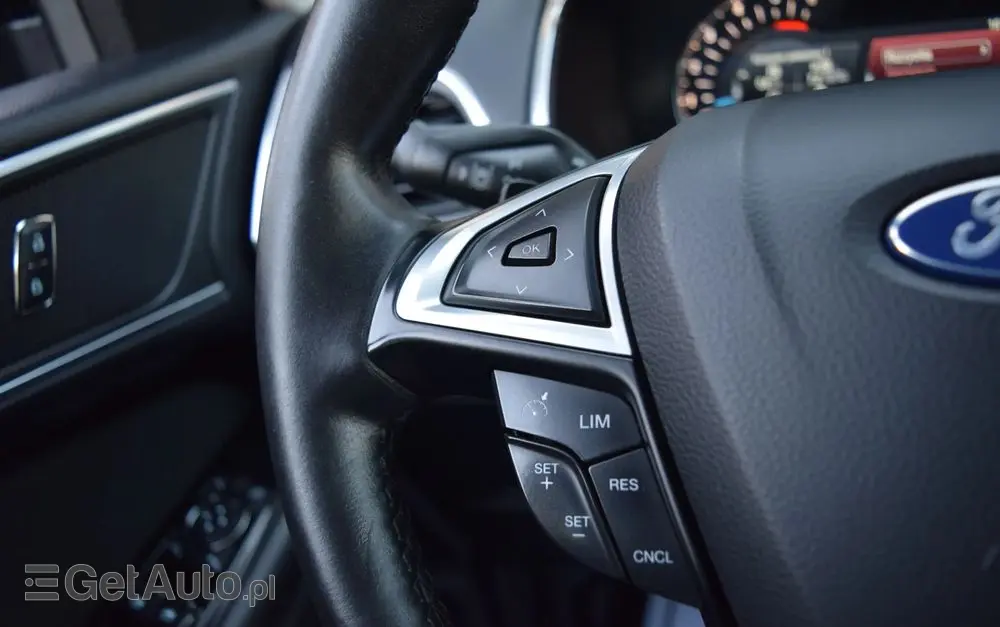 FORD S-Max 2.0 TDCi Titanium PowerShift