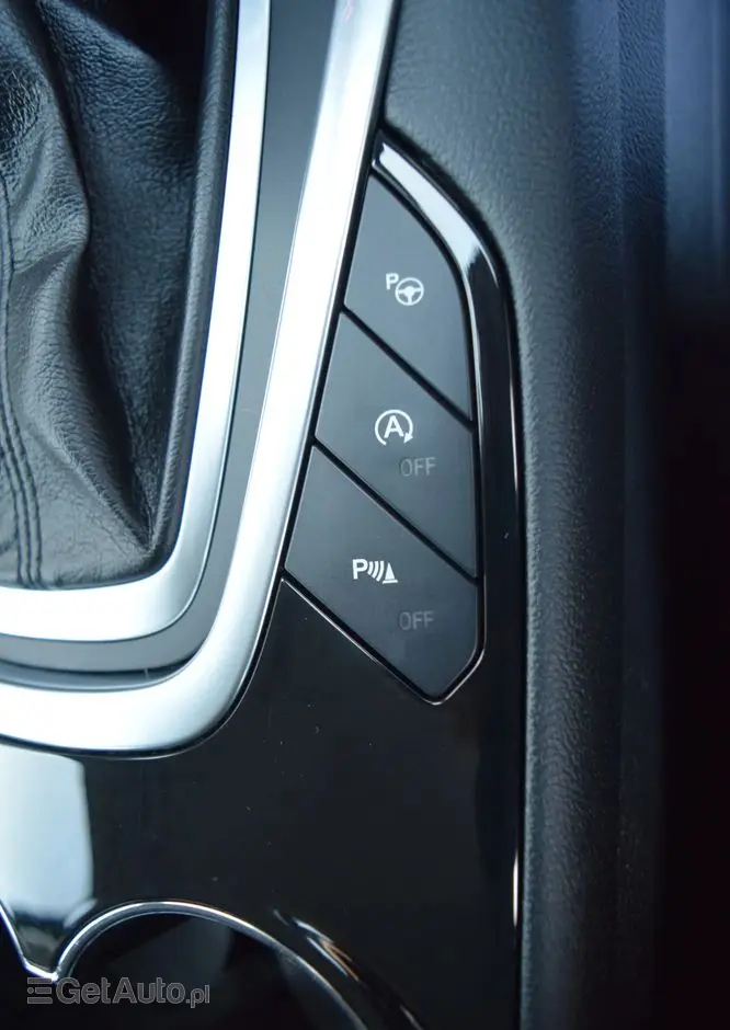 FORD S-Max 2.0 TDCi Titanium PowerShift