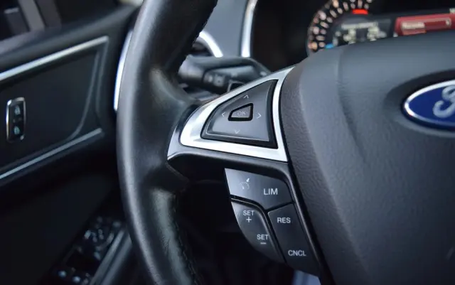 FORD S-Max 2.0 TDCi Titanium PowerShift