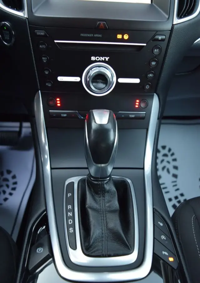 FORD S-Max 2.0 TDCi Titanium PowerShift