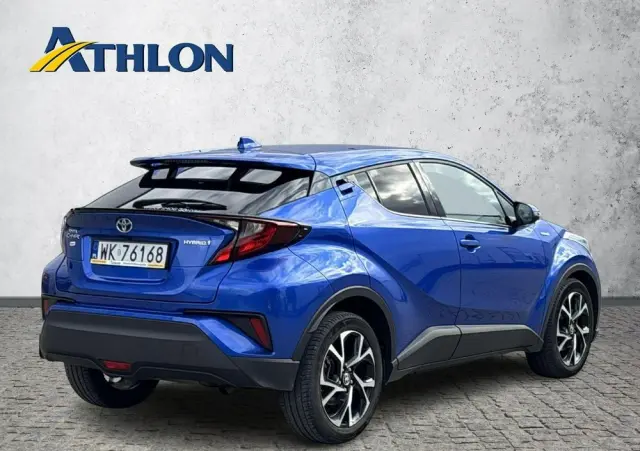 TOYOTA C-HR 