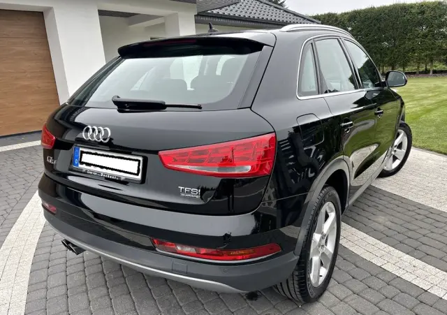 AUDI Q3 2.0 TFSI Quattro Design S tronic