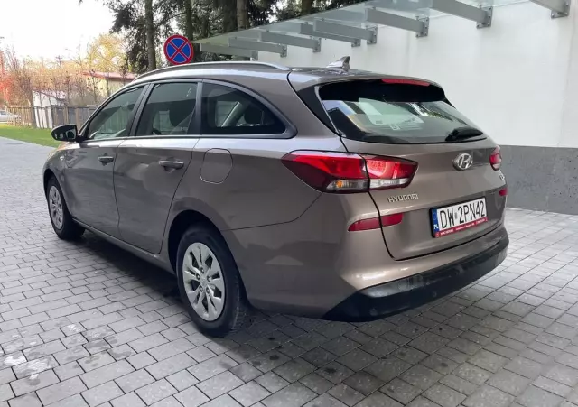 HYUNDAI I30 1.5 DPI Classic +