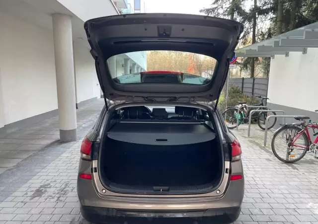 HYUNDAI I30 1.5 DPI Classic +