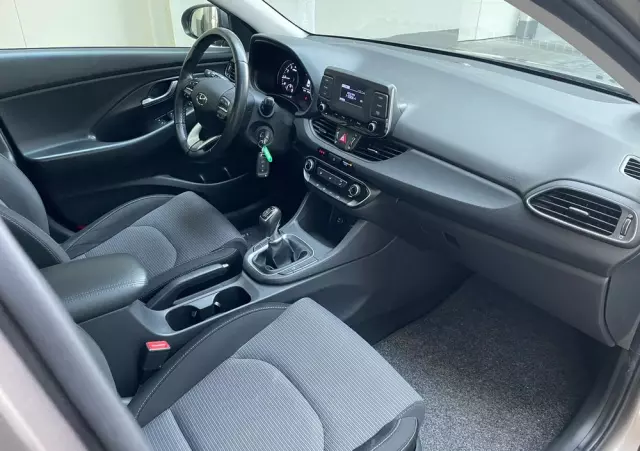 HYUNDAI I30 1.5 DPI Classic +