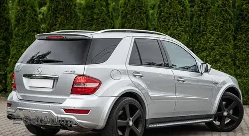 MERCEDES-BENZ ML 