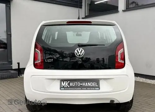 VOLKSWAGEN Up! 