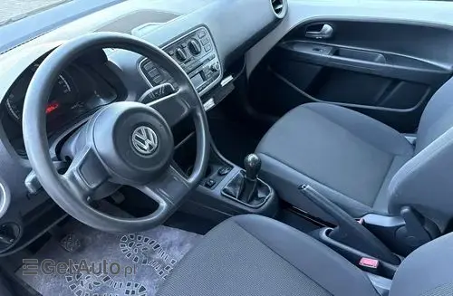 VOLKSWAGEN Up! 