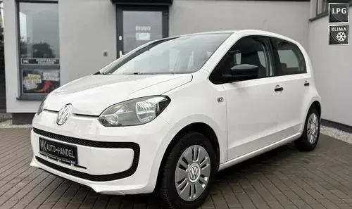 VOLKSWAGEN Up! 