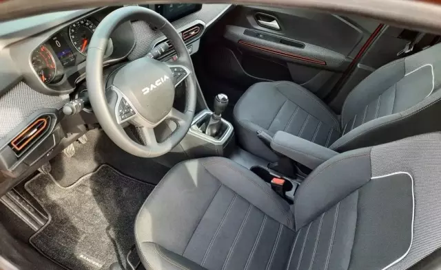 DACIA Sandero 