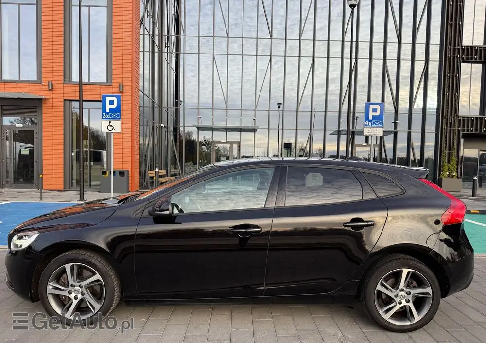 VOLVO V40 D4 Drive-E Kinetic