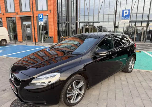 VOLVO V40 D4 Drive-E Kinetic