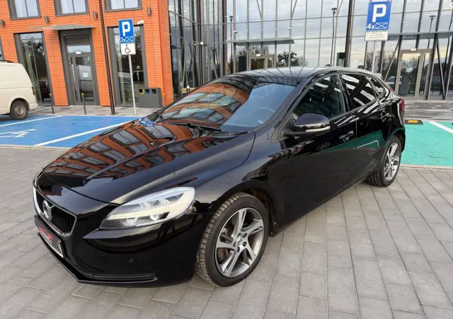 VOLVO V40 D4 Drive-E Kinetic