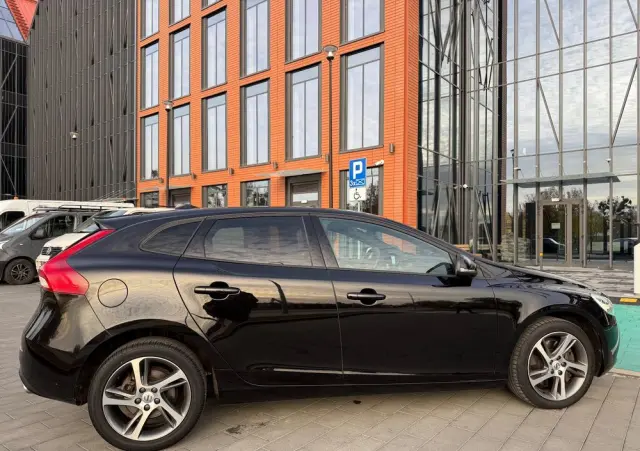 VOLVO V40 D4 Drive-E Kinetic