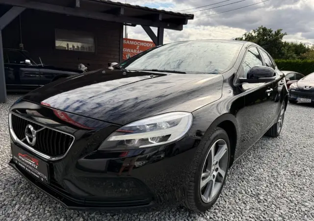 VOLVO V40 D4 Drive-E Kinetic