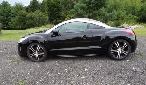 PEUGEOT RCZ 