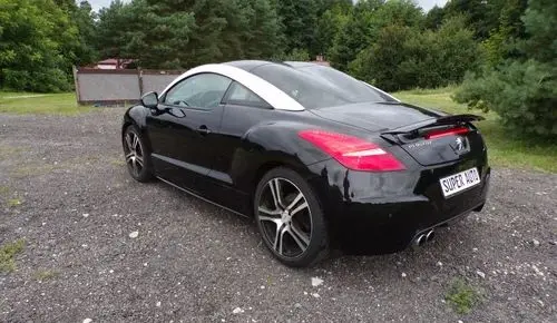 PEUGEOT RCZ 